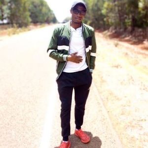 Meet your Posher, Denis